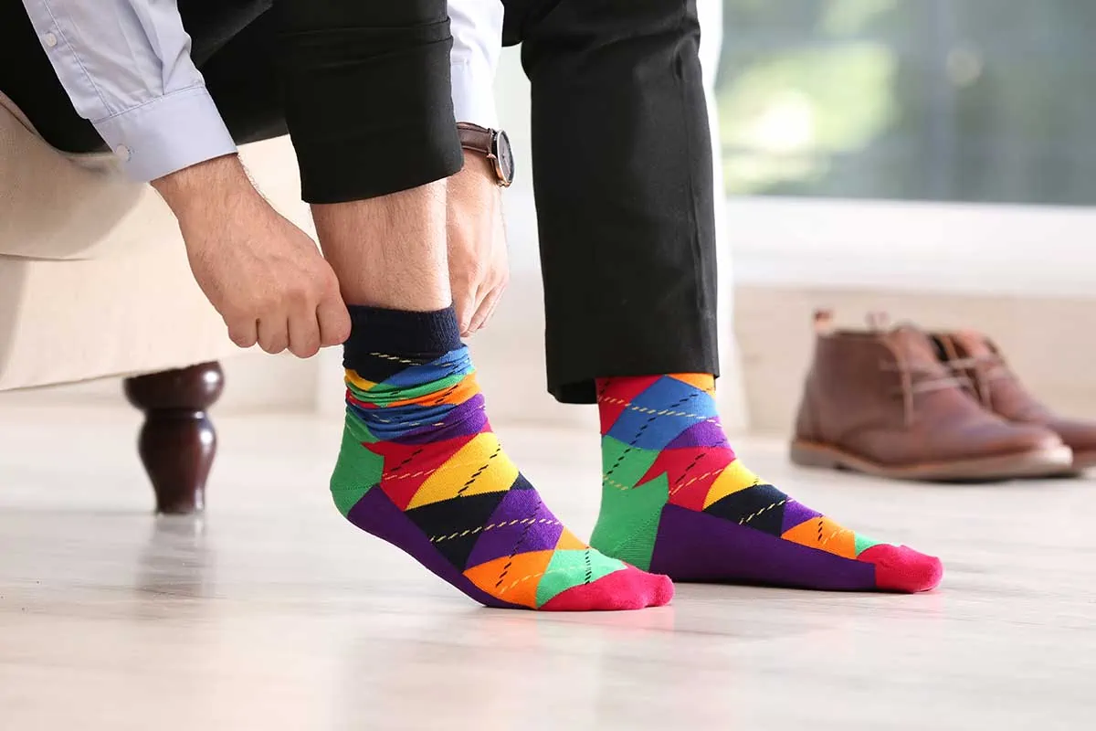 An Exhaustive Guide on Wearing Men's Socks