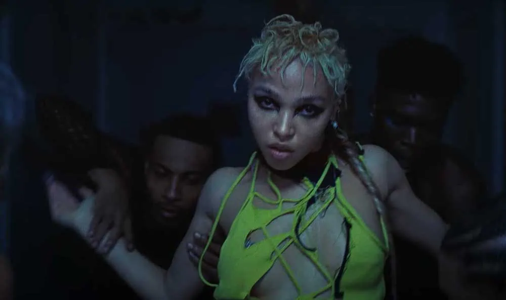 FKA Twigs Chooses a New Sound and Appearance for "Caprisongs"
